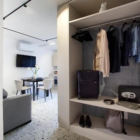 Apartment House Capri